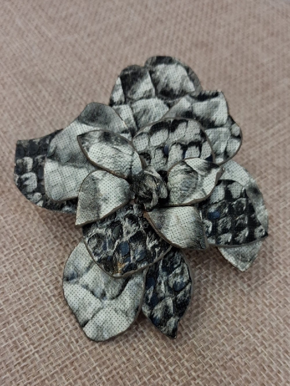 Banana Republic Leather Flower Brooch Snakeskin Texture Black White Pin OS